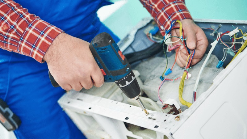 Manisa Whirlpool Whirlpool çamaşır makinesi kart tamiri – Su almama arızası orijinal parça ile giderildi. - Teknik servis örneği
